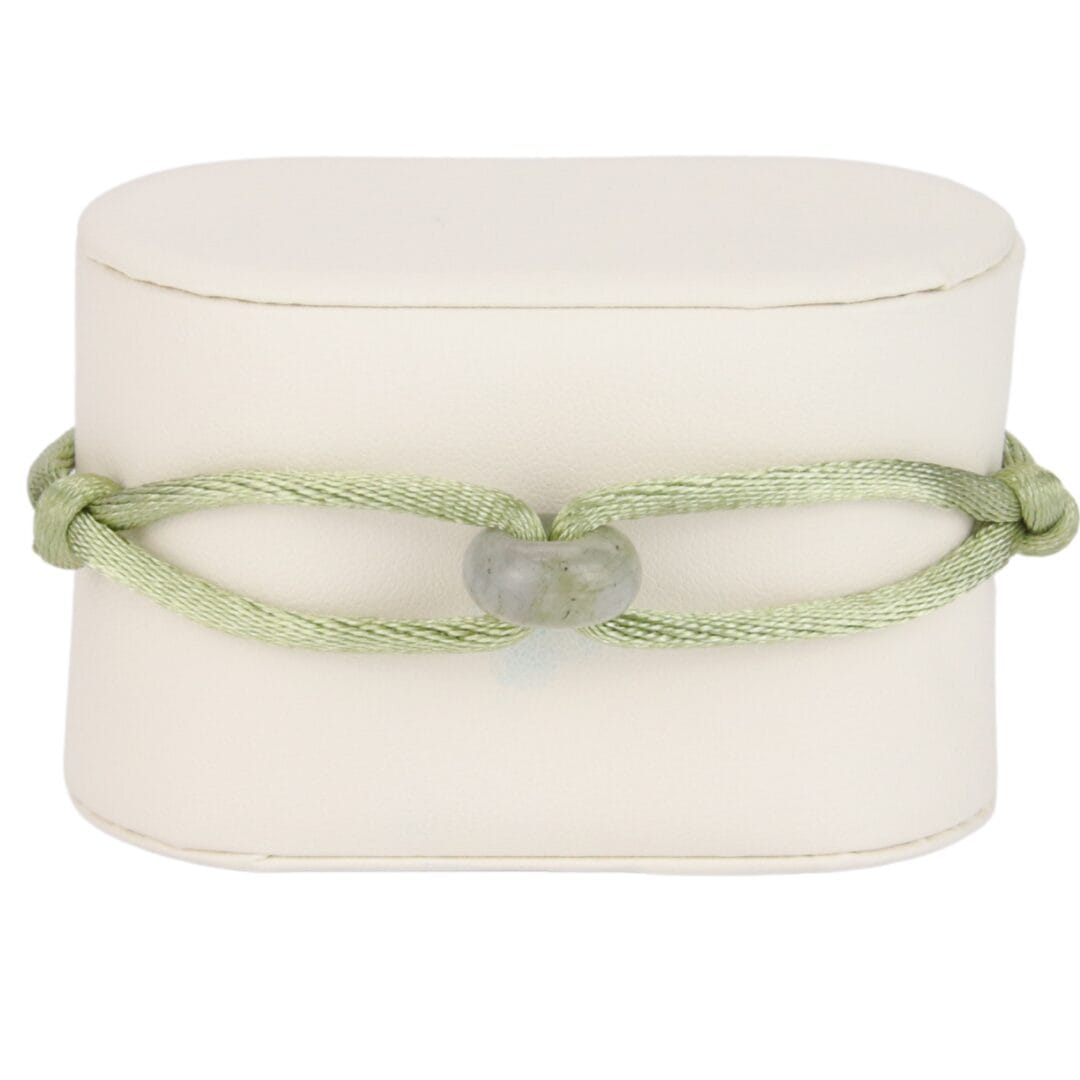 Bracelet Cordon Vert Sauge avec Anneau en Pierre Naturelle