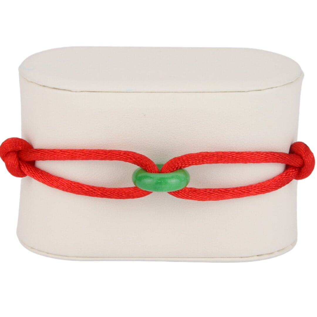 Bracelet Cordon Rouge avec Pierre Verte