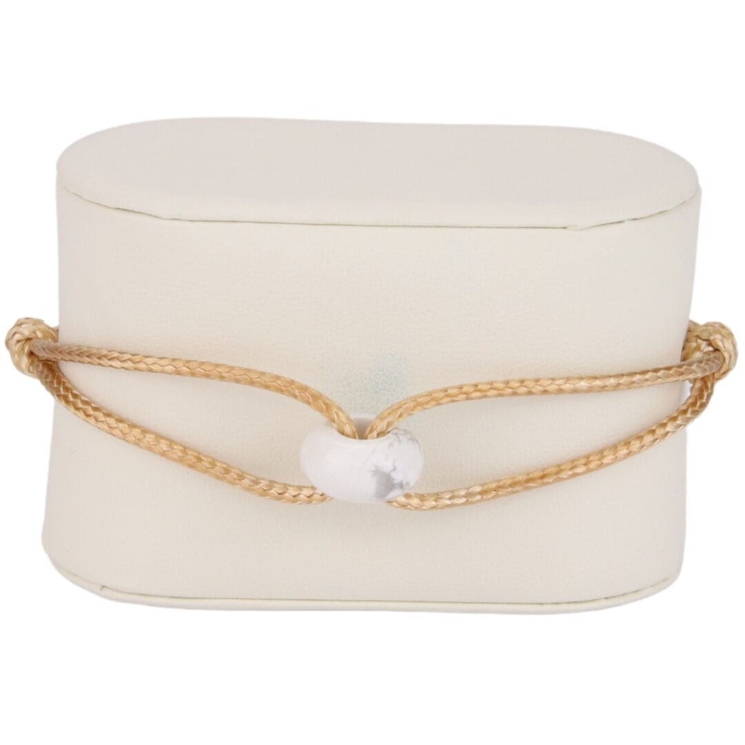 Bracelet Cordon Beige avec Pierre Naturelle Blanche