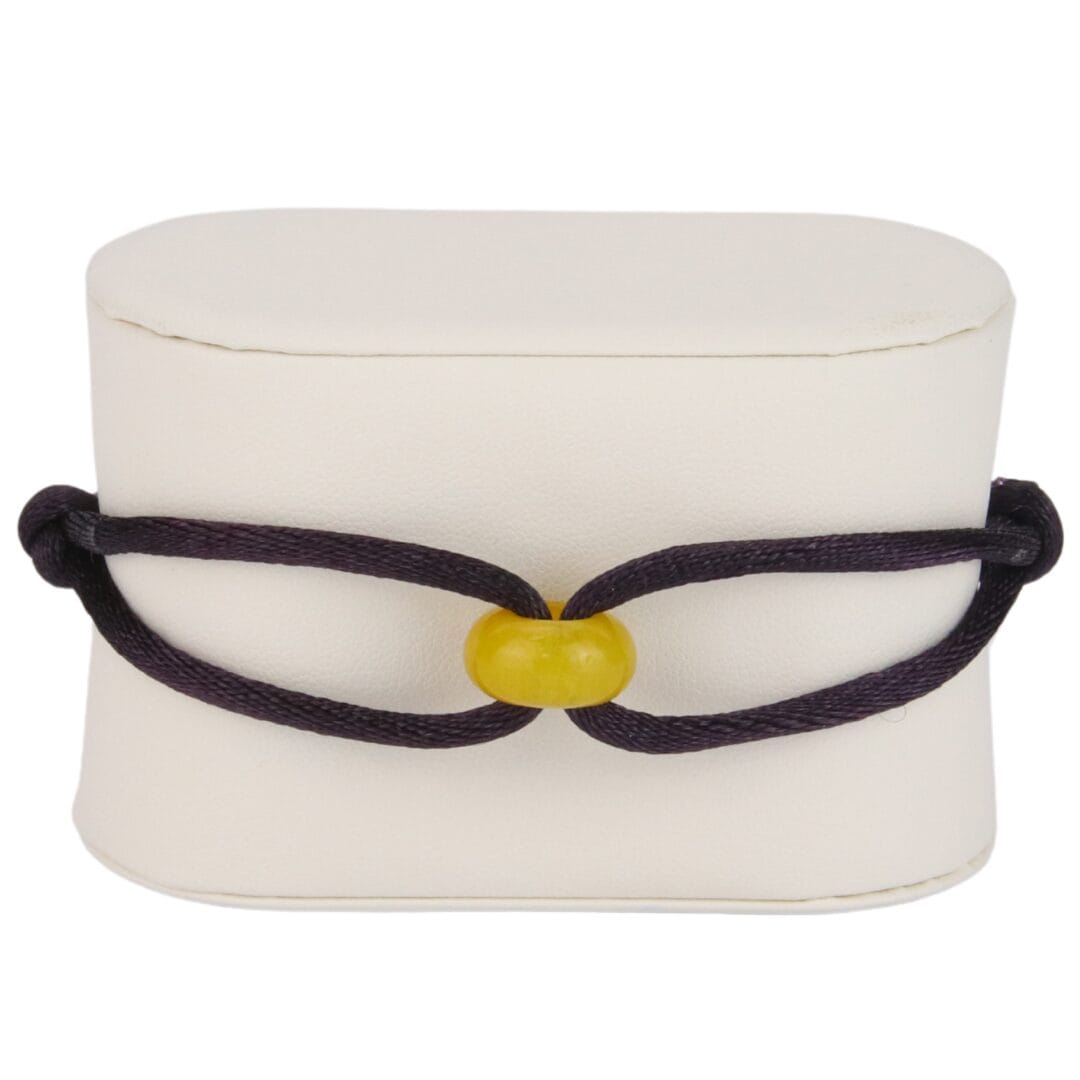 Bracelet Cordon Noir Profond avec Anneau en Pierre Naturelle Jaune