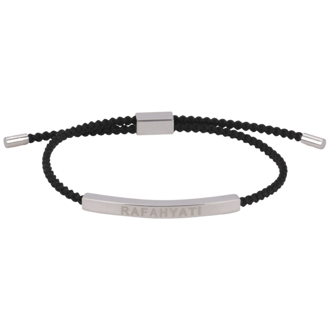 Bracelet Cordon Noir avec Barre Gravée Rafahyati
